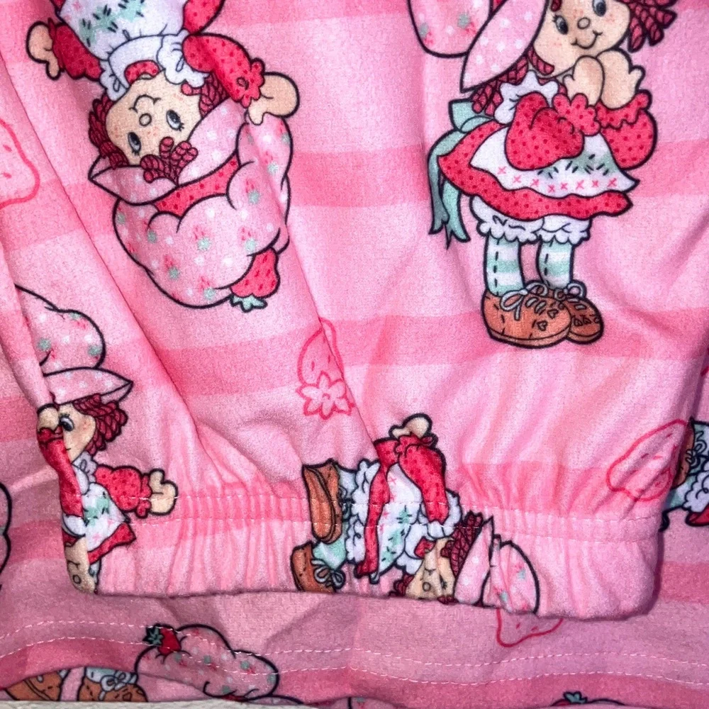 Strawberry Shortcake Pink Kids Flannel Pajama‎ Set Flame Resistant M 7/8 New